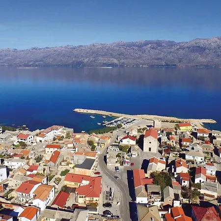 3 Bedroom Cozy Home In Razanac Casa vacanze Ražanac