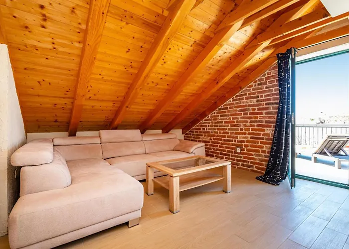 3 Bedroom Cozy Home In Razanac Casa vacanze