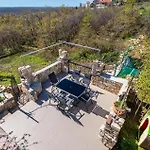 Amazing Home In Razanac
